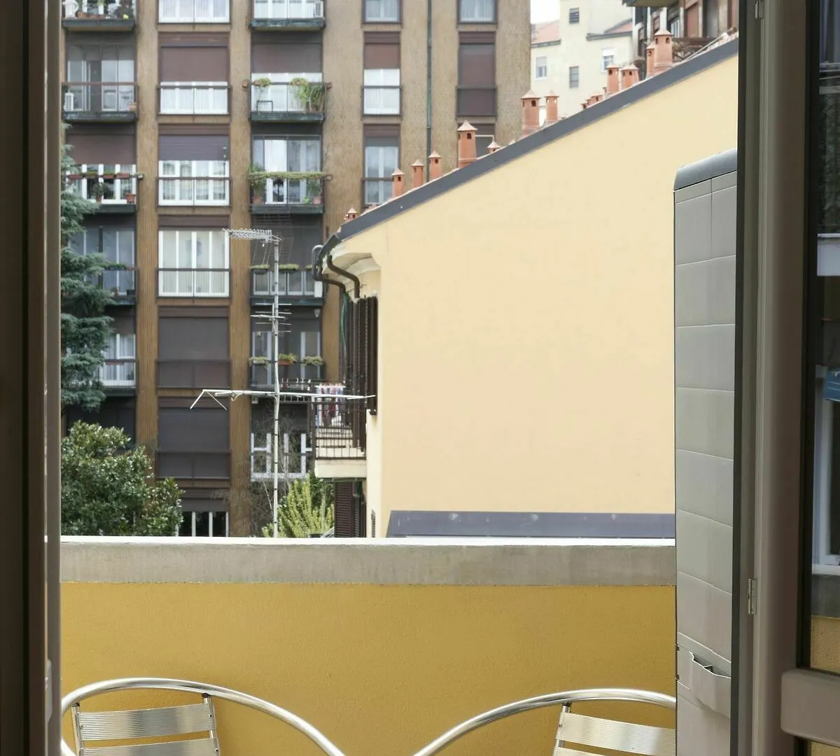 Bright New House Near Navigli District Apartment Milan Italy